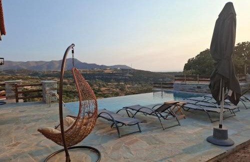 Nea Styra Villa | Bellevia Stone Pool Villa