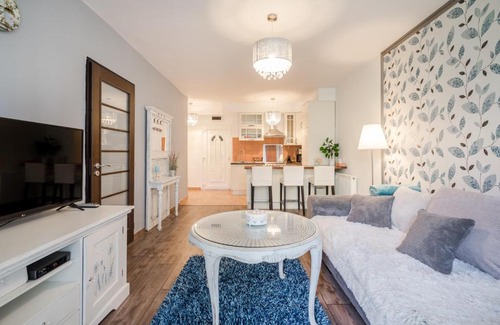 Castle Hill Apartment | Belleville Home with Balcony