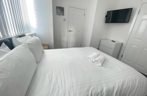 Blackpool Town Center Apartment | Belmont Suite Sasco Apartments