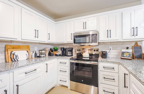 Belton House | Belton 3BR Near UMHB & Expo Pets Fenced Yard