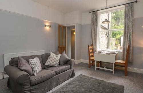 Buxton Apartment | Belvedere