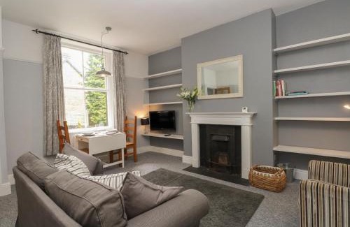 Buxton Apartment | Belvedere