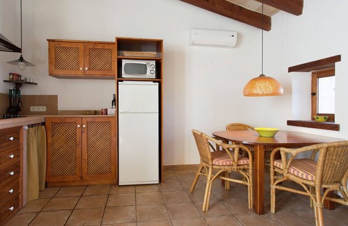 Lloret de Vistalegre Cottage | Belvilla by Oyo Casita