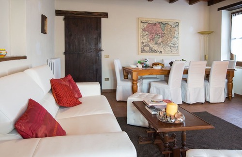 Salsomaggiore Terme Villa | Belvilla by OYO Villa Manganina