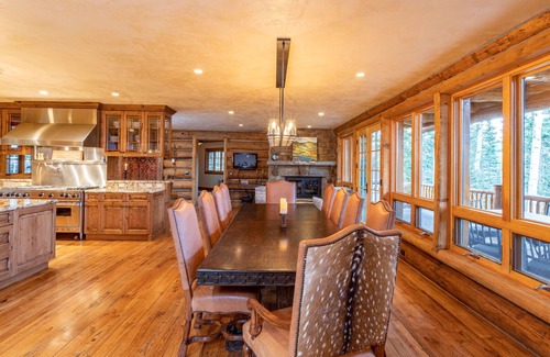 Mountain Village House | Benchmark-Lucky 7s by Curate Telluride-Ski-In/Out,Hot Tub, Firepit, Private Home