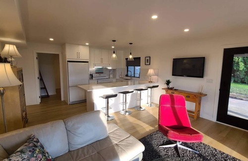 Okanagan-Similkameen House | Benchview Estate Licence #00115339