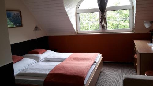 Pecs House | Berg Toboz Panzió