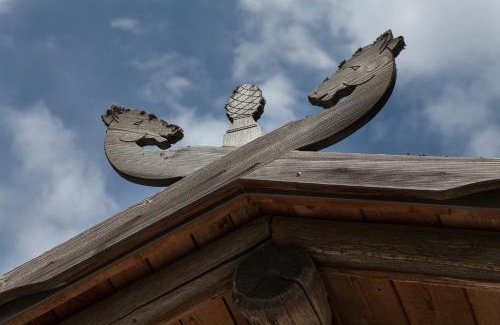 Redagno Ski Chalet | Berghütte Sommerstall