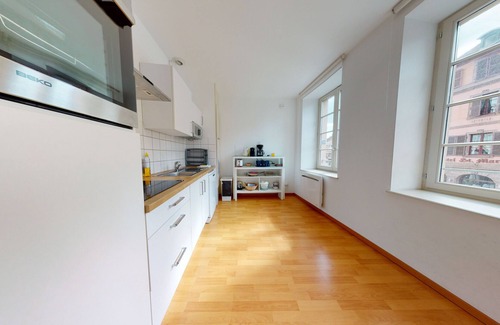 Old Town Apartment | berglas 85m2 city center 3br