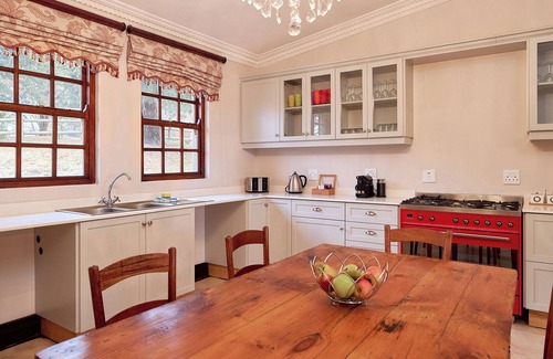 Drakensberg Gardens Cottage | Bergview Farm Cottages by First Private Stays