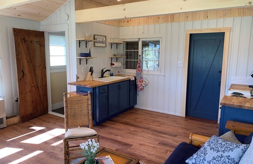 Clarksburg Cabin | Berkshire Mountain Cottage - Spectacular Views of Mount Greylock