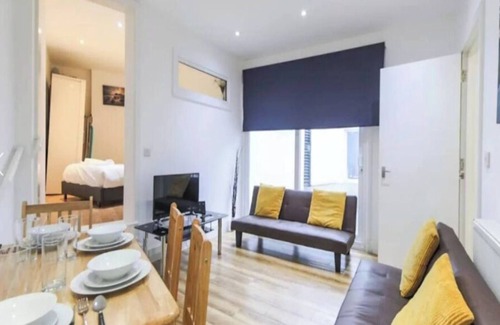 South Bermondsey Apartment | Bermondsey 1-bedroom Apartment in London Centralfor Long and Short Stay