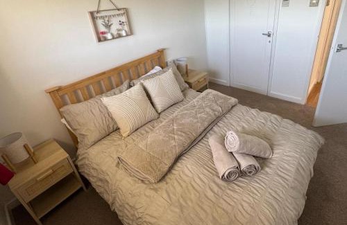 Great Yarmouth Ski Chalet | Bermuda Holiday Park Chalet Close To Beach