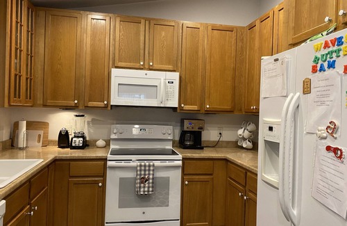 Panama City Beach House | “Bertie’s Beach Bungalow” steps from the beach DISCOUNTS weekly 20%