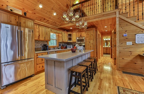 Blue Ridge Cabin | Best Blue Ridge Location: Cozy Cabin w/Hot Tub, Fire Pit & Games