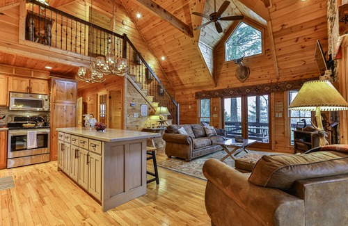 Blue Ridge Cabin | Best Blue Ridge Location: Cozy Cabin w/Hot Tub, Fire Pit & Games
