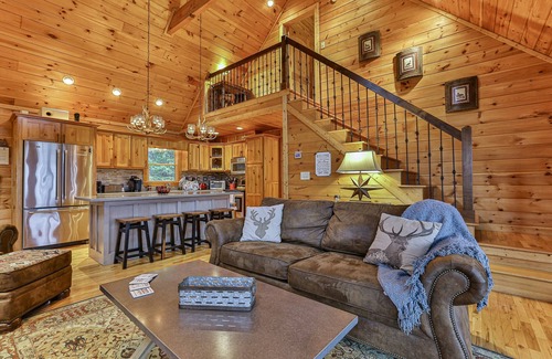 Blue Ridge Cabin | Best Blue Ridge Location: Cozy Cabin w/Hot Tub, Fire Pit & Games