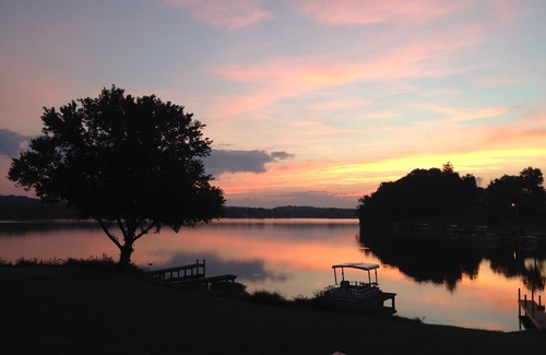 Lisbon House | Best Deal on Guilford Lake. Includes Pontoon Boat