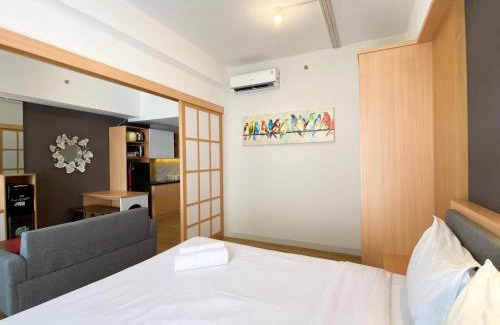Cikarang Apartment | Best Homey 1BR at 52th Floor Vasanta Innopark Apartment By Travelio