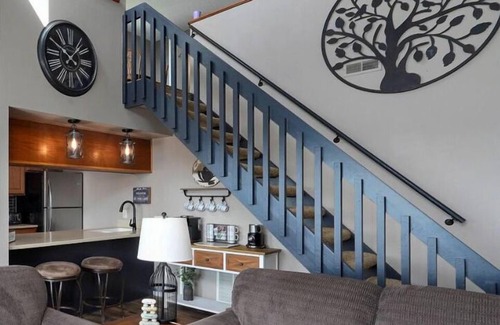 Indian Point Condo | Best Lake Views, Arcade Games, Near Silver Dollar City with Free Daily Tickets!