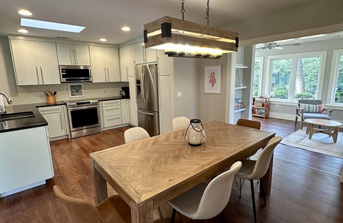 North Forest Beach House | Best location - 3 minute walk to semi-private beach! Heated pool. Dog Friendly.