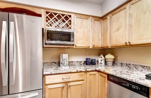 Breckenridge Condo | Best Location in Town - One Block to Main St. & Close to the Slopes and Gondola
