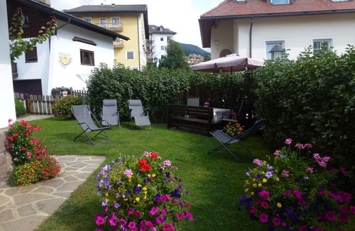 Ortisei Apartment | Best location in Ortisei/Val Gardena Dolomites ideal for holidays without a car