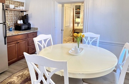 Harpers Ferry Apartment | Best location! The Ohio Suite @ historic 1799 Inn