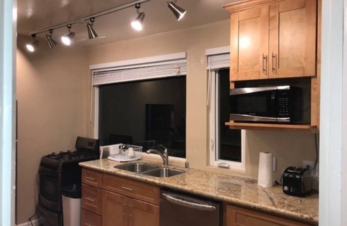 Pacific Beach Condo | Best Mission Beach Location, Near Ocean Front, Ocean Views, Patio/Hot Tub/AC/BBQ