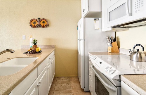 Historic Kailua Village Condo | 🏖️Best Oceanview! | AC | Walk to Town | Outdoor Lanai