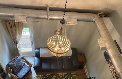 San Jacinto Cottage | Best of all worlds!Historic neighborhood, new home , walk to beach or downtown