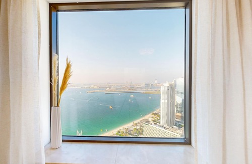 Dubai Marina Apartment | Best Penthouse in Dubai with private pool in the center of the city!