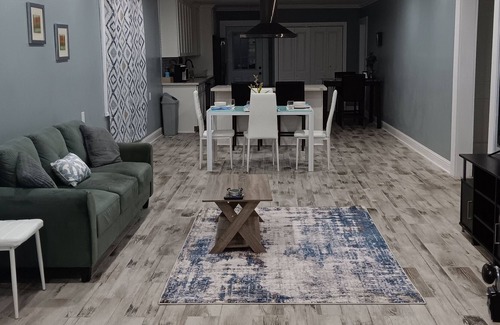 Slidell House | Best Rates