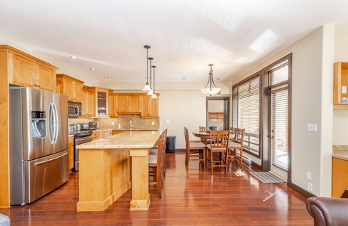 Big White Ski Resort Condo | Best Ski-in/Ski-out Location at Big White! Private 4 BR Condo