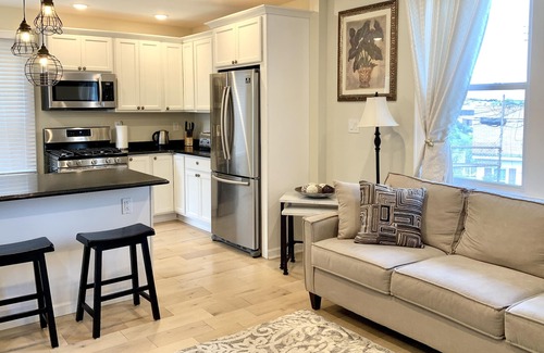 Mount Washington Condo | Best skyline View Of Pittsburgh