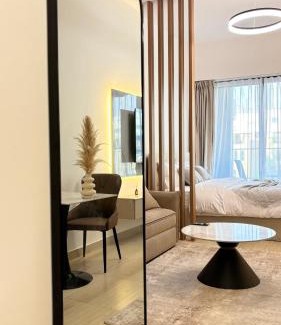 Jumeirah Village Apartment | Best Sunrise Holiday Home