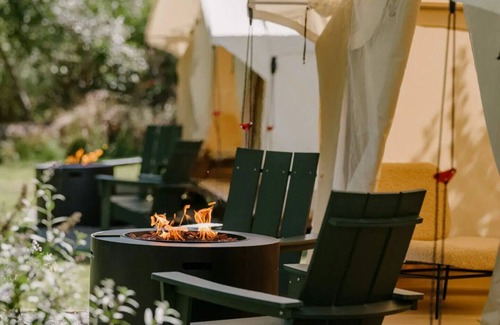 Guerneville Hotel | Best Value, Quality Stay! Pool, Free Parking, Near Guerneville River Park