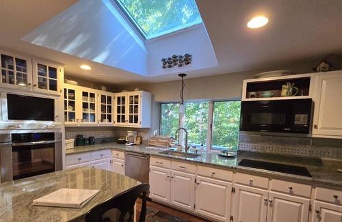 Damariscotta House | Best View | 3 Bedroom | Shared Dock