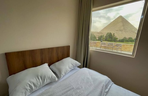 Giza Hotel | Best view directly to the great pyramids and golf garden