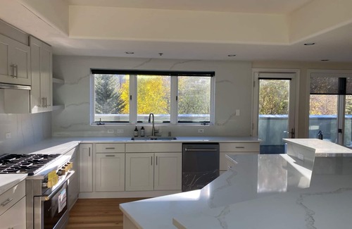 Telluride Condo | Best Views and Accommodations from the New Parkside Penthouse Downtown Telluride