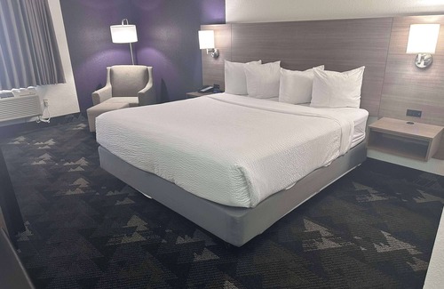 Bolingbrook Hotel | Best Western Bolingbrook Hotel