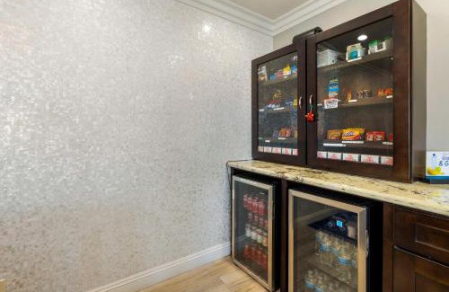 Orange Hotel | Best Western Orange Plaza