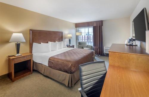 Schertz Hotel | Best Western Plus Atrium Inn