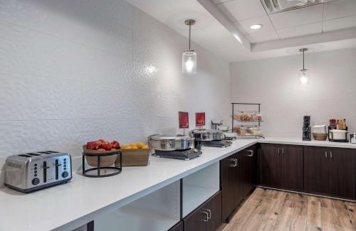 Palm Springs Hotel | Best Western Plus Coachella Valley Inn & Suites