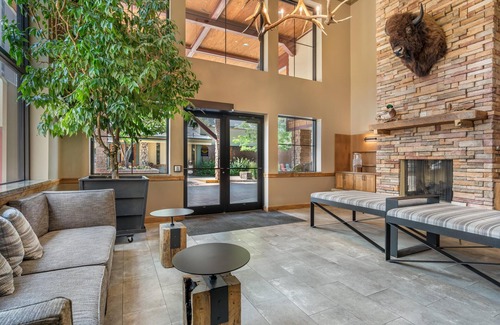 North Park Hotel | Best Western Plus Clocktower Inn