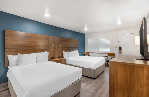North Park Hotel | Best Western Plus Clocktower Inn