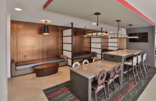 Talbot's Corner Hotel | Best Western Plus Executive Residency Nashville