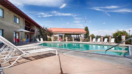 Moses Lake Hotel | Best Western PLUS Lake Front Hotel