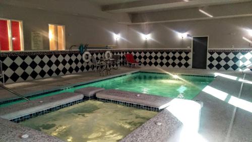 Western Division Hotel | Best Western Plus Laredo Inn & Suites