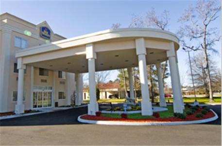 Central Newport News Hotel | Best Western Plus Newport News